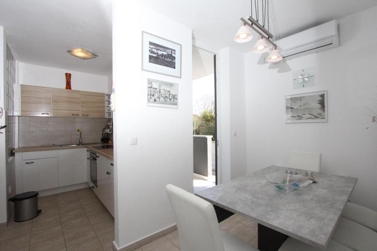 Apartment Adi Rovinj Exteriör bild