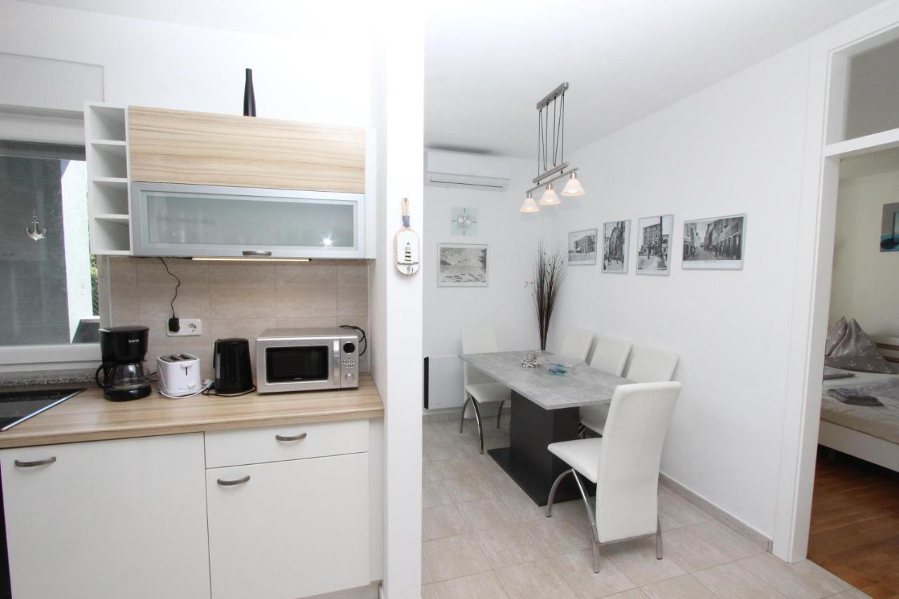 Apartment Adi Rovinj Exteriör bild