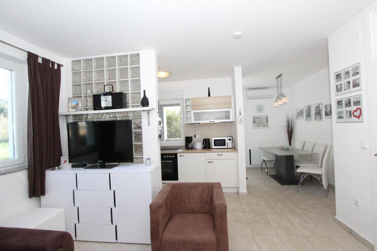 Apartment Adi Rovinj Exteriör bild