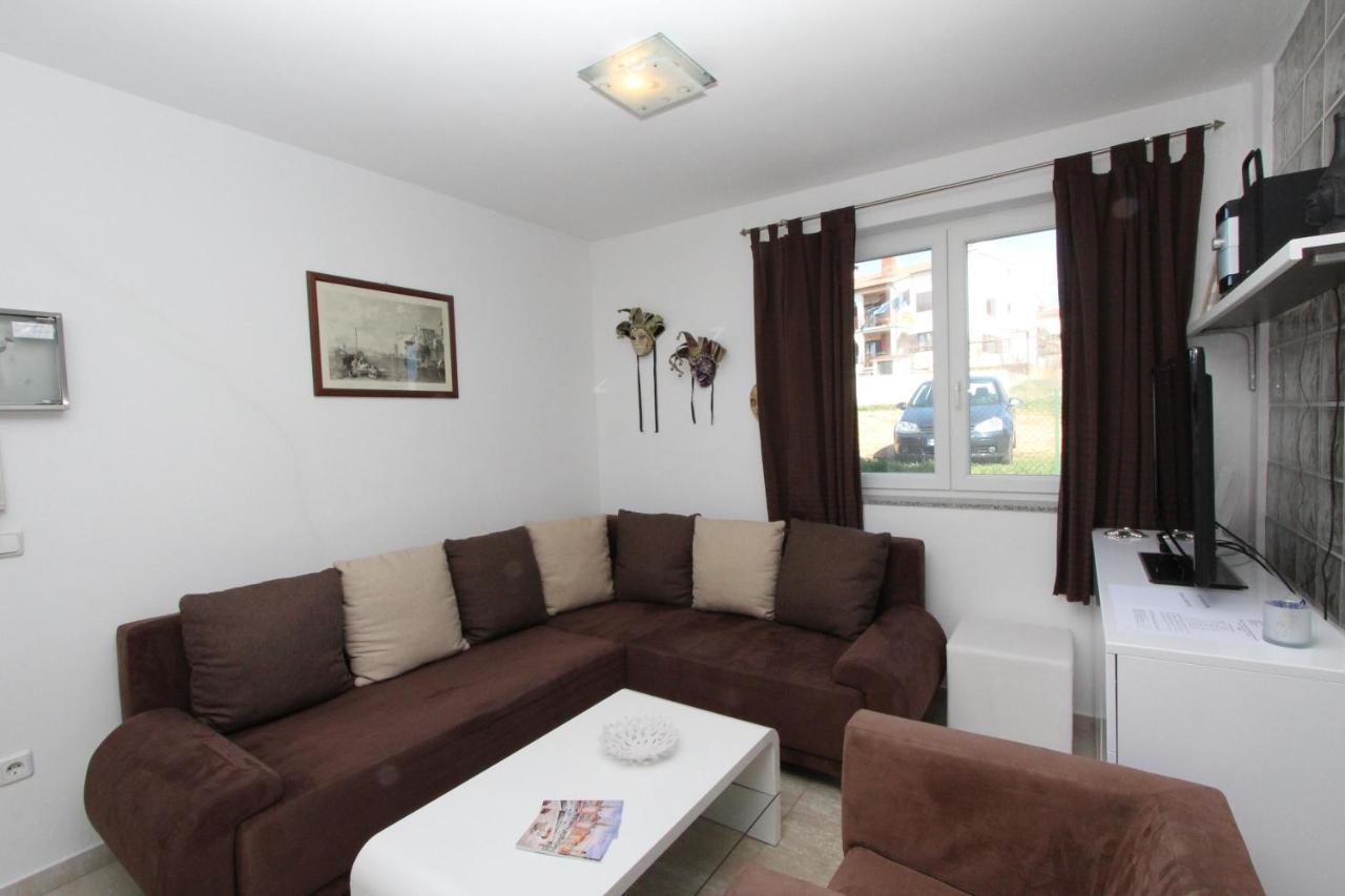 Apartment Adi Rovinj Exteriör bild